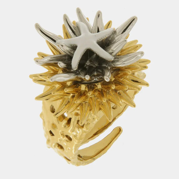 Anello in Metallo con riccio di mare placcato oro e argento e stella bianca — collezione erisos
