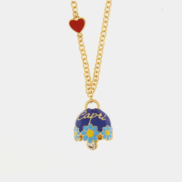 Collana in Metallo con campanella blu impreziosita da margherite e scritta capri — collezione tiberio
