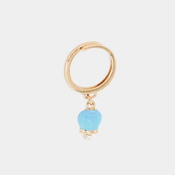 Anello in Metallo con campanella portafortuna pendente, impreziosita da smalto turchese e punto luce — collezione tragara